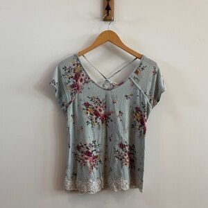 Rewind Floral Print Blouse with Lace Hem